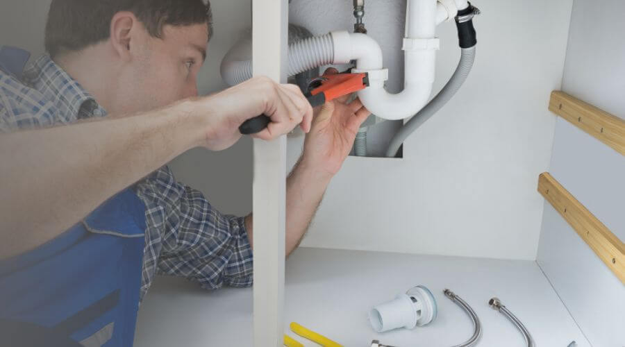 Local water heater installation in Johnston, IA